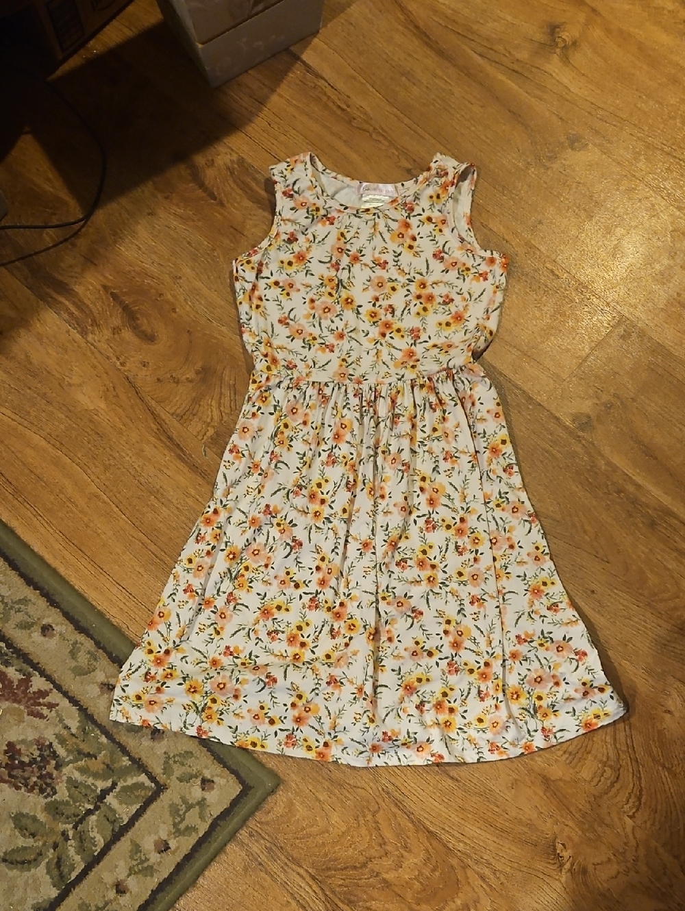 Love To Be Loved Floral Dress Size 8